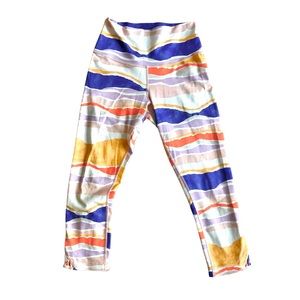 Lululemon Mid-Rise Capri Leggings